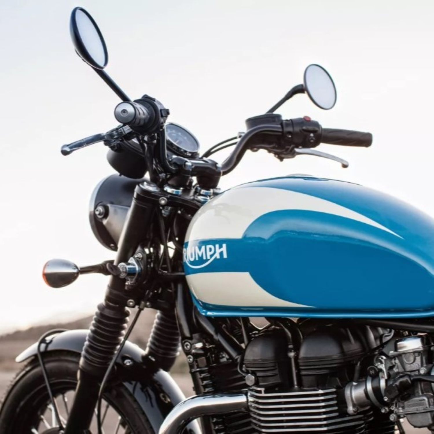 Triumph Spirit Blue (code JG) Paint Product